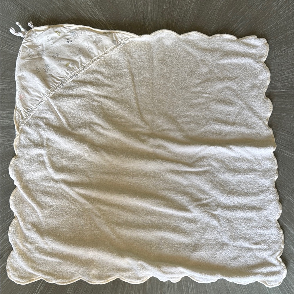 Pehr hooded baby towel
